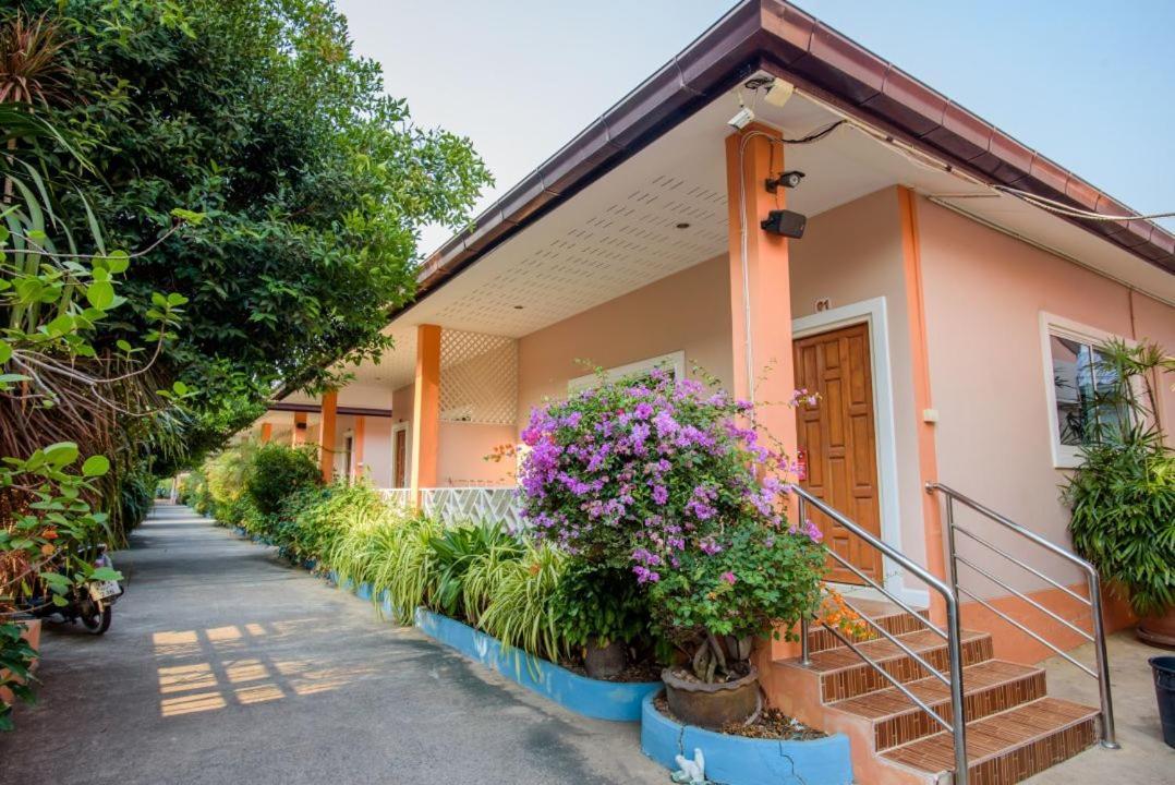 Lareena Resort Koh Larn Pattaya Екстер'єр фото