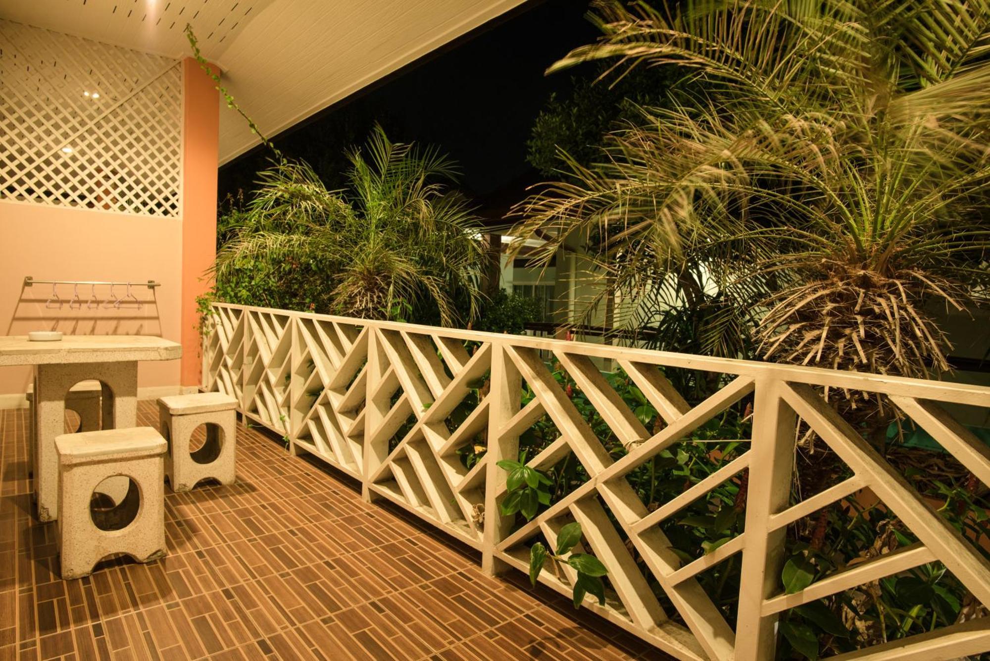 Lareena Resort Koh Larn Pattaya Екстер'єр фото